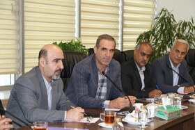 نشست دبیر و چند تن از روسای کانون ها با رئیس صندوق‌ها