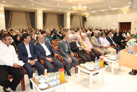 برگزاری اردو گردشگری خانواده آزادگان بازنشسته صنعت نفت//