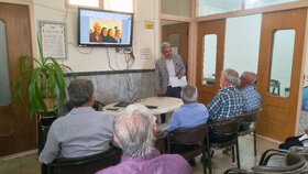 کارگاه‌های آموزشی توانمند‌سازی کانون بازنشستگان نجف‌آباد