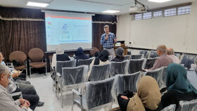 اجرای کارگاه‌های تخصصی شاد زیستن و امنیت سایبری در کانون بازنشستگان اصفهان