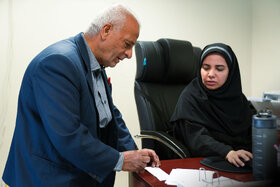 یک روز کاری نمایندگی صندوق‌ها (دفتر هویزه)