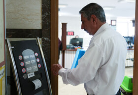 یک روز کاری نمایندگی صندوق‌ها (دفتر هویزه)