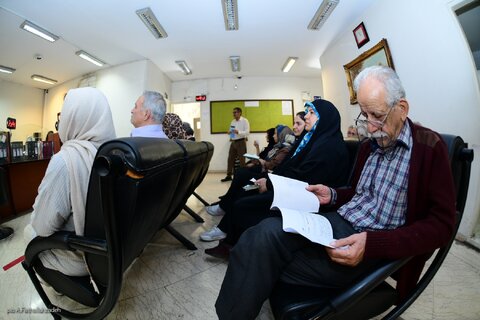 نمایندگی غرب؛ خدمت در قاب تصویر