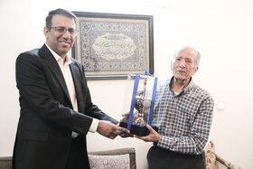 دیدار و تجلیل از پیشکسوت صنعت نفت