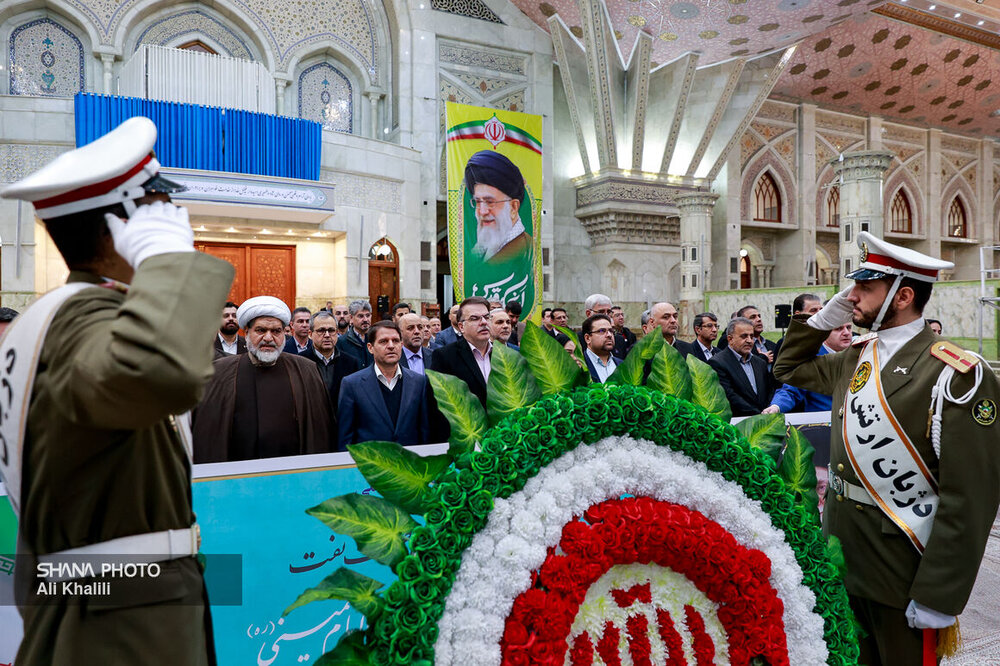 تجدید میثاق کارکنان نفت با آرمان‌های امام خمینی (ره)